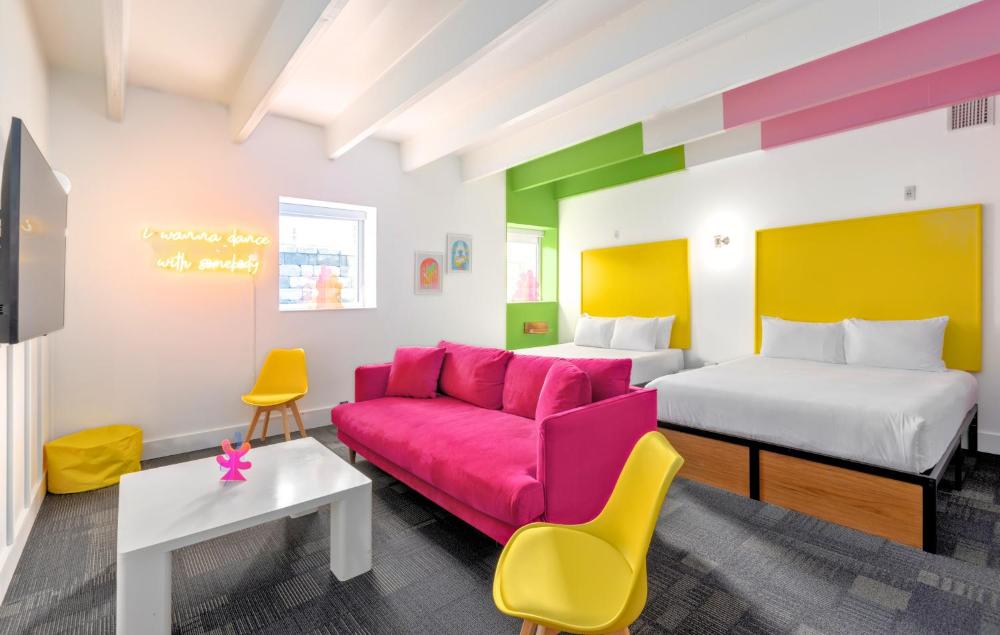 Suite 115 interior